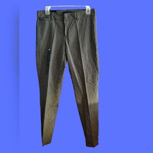 Banana Republic NWT size 4 Sloan fit pants. Black and white.